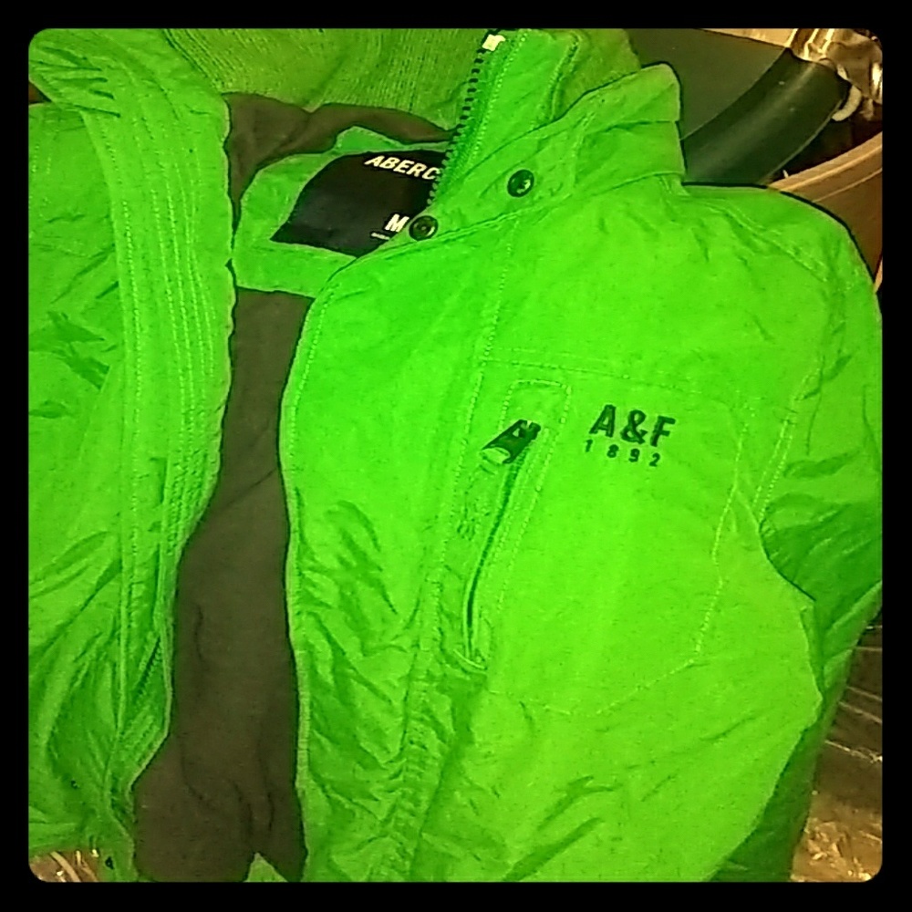 A+F winter coat. Warm . very cool. Headphone pocke